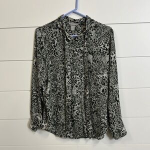 Women's Black and White Patterned set! Skirt and top